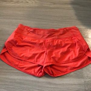Lululemon speed up short 2.5”